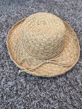 Callanan Woven Straw Sun Hat in Natural Beige